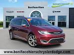 2019 Chrysler Pacifica FWD Minivan for sale #DF2010B - photo 1