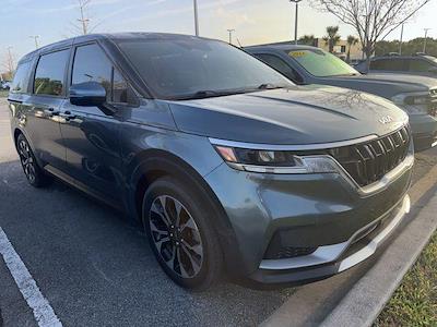 Used 2024 Kia Carnival - photo 1