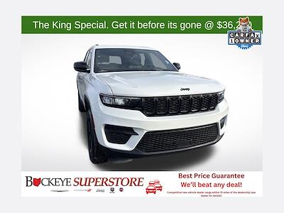 Used 2025 Jeep Grand Cherokee - photo 1