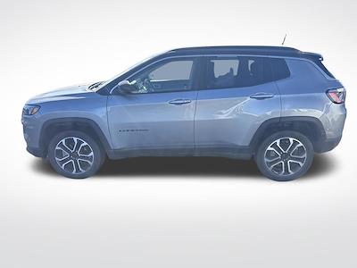 Used 2022 Jeep Compass - photo 1