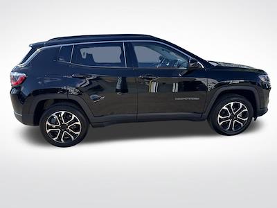 Used 2022 Jeep Compass - photo 1