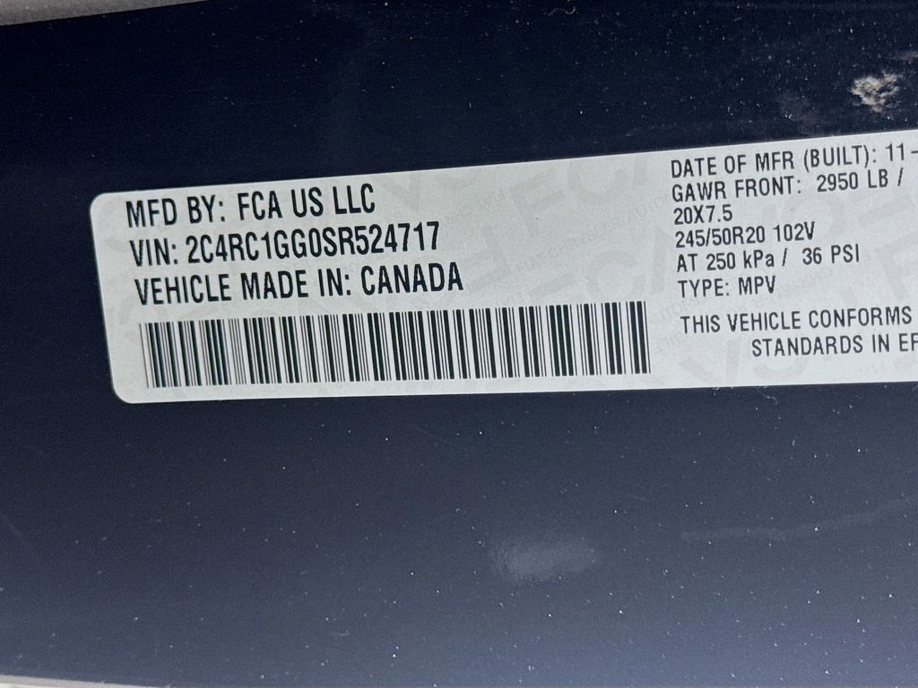 Used 2025 Chrysler Pacifica - photo 38