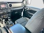 2020 Jeep Gladiator Crew Cab 4WD Pickup for sale #A12795 - photo 21