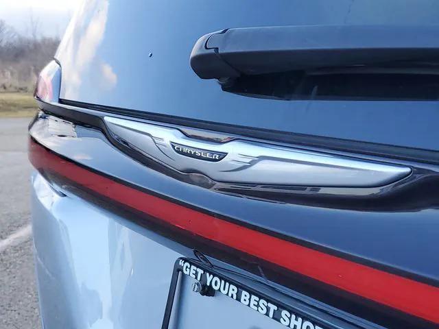 Used 2024 Chrysler Pacifica - photo 13