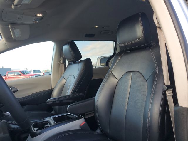 Used 2024 Chrysler Pacifica - photo 14