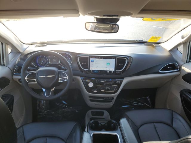 Used 2024 Chrysler Pacifica - photo 26