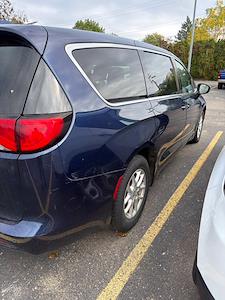 2017 Chrysler Pacifica FWD Minivan for sale #26GC070A - photo 2