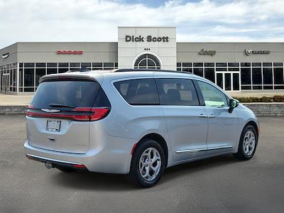 2023 Chrysler Pacifica AWD Minivan for sale #C27P013A - photo 2