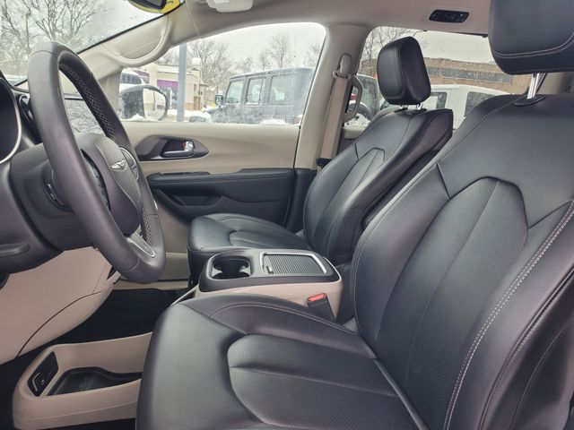 Used 2024 Chrysler Pacifica - photo 15