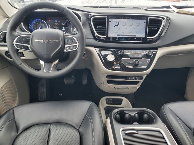 Used 2024 Chrysler Pacifica - photo 29