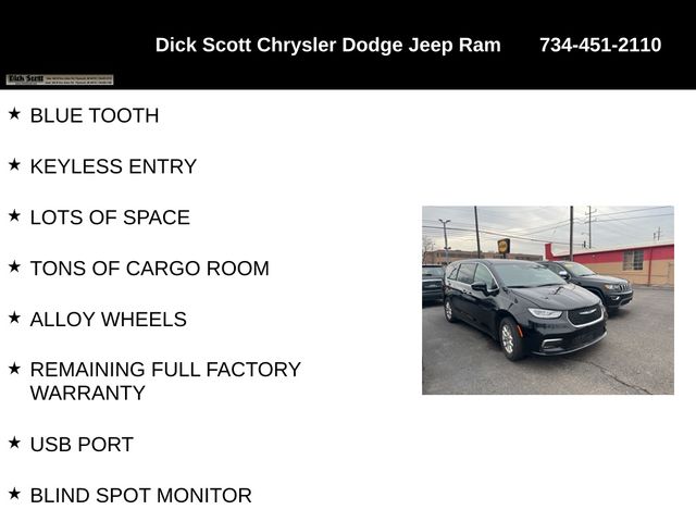 Used 2025 Chrysler Pacifica - photo 18