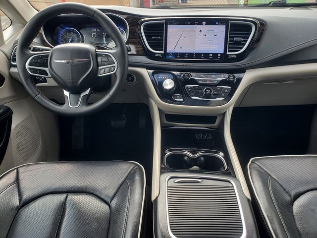 Used 2023 Chrysler Pacifica - photo 29