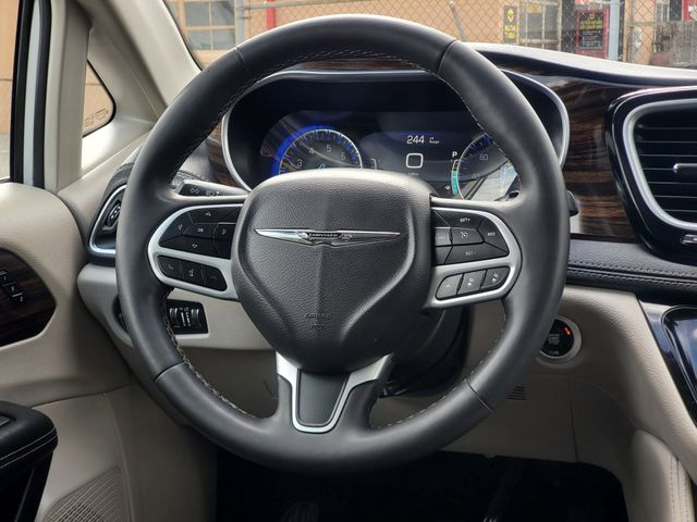 Used 2023 Chrysler Pacifica - photo 30