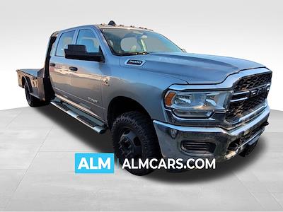 Used 2020 Ram 3500 Tradesman Crew Cab 4x4 Flatbed Truck for sale #LG234267 - photo 1