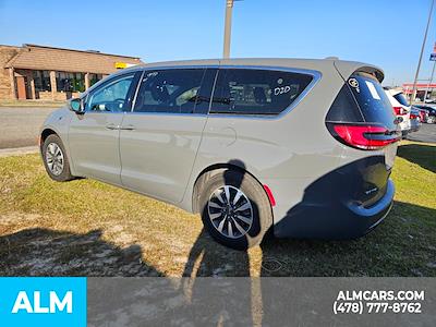 2022 Chrysler Pacifica FWD Minivan for sale #NR124252 - photo 2