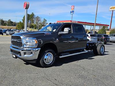 New 2024 Ram 3500 Tradesman Crew Cab 4x4 60 CA Cab Chassis for sale #RG351508 - photo 1