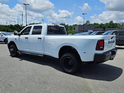 2025 Ram 3500 Crew Cab DRW 4x4 Pickup for sale #SG510344 - photo 2