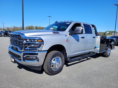 New 2026 Ram 3500 Crew Cab Flatbed Truck for sale #TG239383 - photo 1