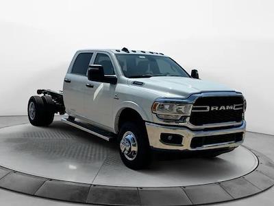 2024 Ram 3500 Crew Cab DRW 4x4, Cab Chassis for sale #5244419 - photo 1