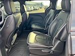 Used 2025 Chrysler Pacifica Select Minivan for sale #CU558554 - photo 21