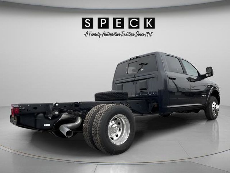 New 2026 Ram 3500 - photo 2