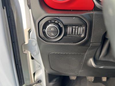 2022 Jeep Gladiator Crew Cab 4WD Pickup for sale #U106182 - photo 2