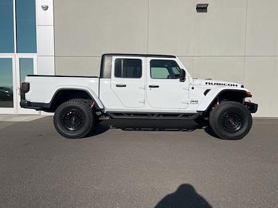 2022 Jeep Gladiator Crew Cab 4WD Pickup for sale #U106182 - photo 2