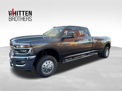 New 2026 Ram 3500 Tradesman Crew Cab 4x4 DRW Pickup for sale #R26026 - photo 1