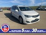 2019 Chrysler Pacifica FWD Minivan for sale #25C404A - photo 1