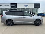 2020 Chrysler Pacifica FWD Minivan for sale #25C415A - photo 3