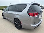 2020 Chrysler Pacifica FWD Minivan for sale #25C415A - photo 2