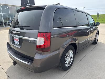 Used 2016 Chrysler Town and Country Minivan for sale #25F228A - photo 2