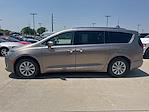 2018 Chrysler Pacifica FWD Minivan for sale #25J519B1 - photo 8