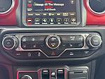 2021 Jeep Gladiator Crew Cab 4x4 Pickup for sale #25J526A1 - photo 26
