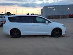 2019 Chrysler Pacifica FWD Minivan for sale #26C401A - photo 3