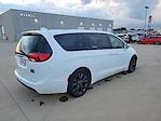 2019 Chrysler Pacifica FWD Minivan for sale #26C401A - photo 2