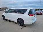 2019 Chrysler Pacifica FWD Minivan for sale #26C401A - photo 5