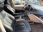 2020 Chrysler Pacifica FWD Minivan for sale #26C402A - photo 17