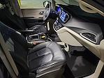 Used 2022 Chrysler Pacifica Touring L Minivan for sale #26C404A - photo 11