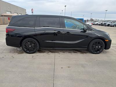 Used 2025 Honda Odyssey - photo 1