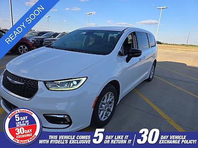 2024 Chrysler Pacifica FWD Minivan for sale #26P842 - photo 1