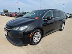 2017 Chrysler Pacifica FWD Minivan for sale #26P863A - photo 26