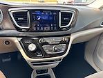 2017 Chrysler Pacifica FWD Minivan for sale #26P863A - photo 3