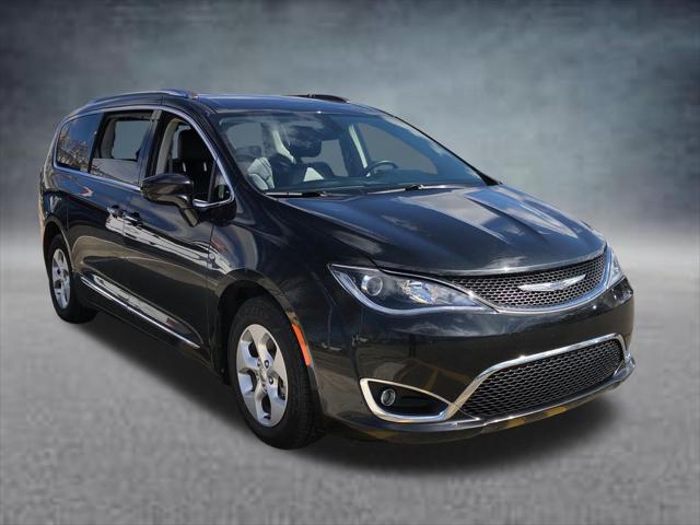 Used 2017 Chrysler Pacifica - photo 13