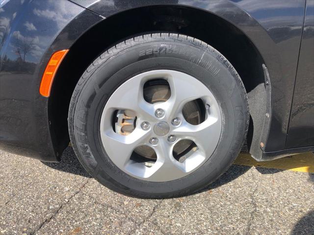 Used 2017 Chrysler Pacifica - photo 15
