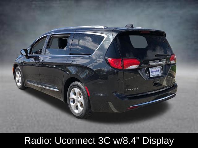 Used 2017 Chrysler Pacifica - photo 7