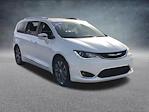 Used 2018 Chrysler Pacifica Limited Minivan for sale #L26HD007A - photo 10