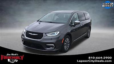 2022 Chrysler Pacifica FWD Minivan for sale #LD25P001EA - photo 1