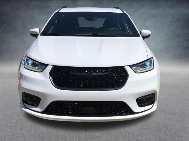 Used 2023 Chrysler Pacifica - photo 14
