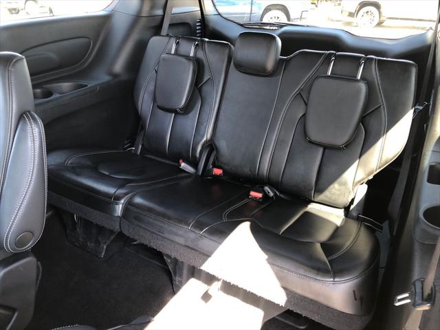 Used 2023 Chrysler Pacifica - photo 24